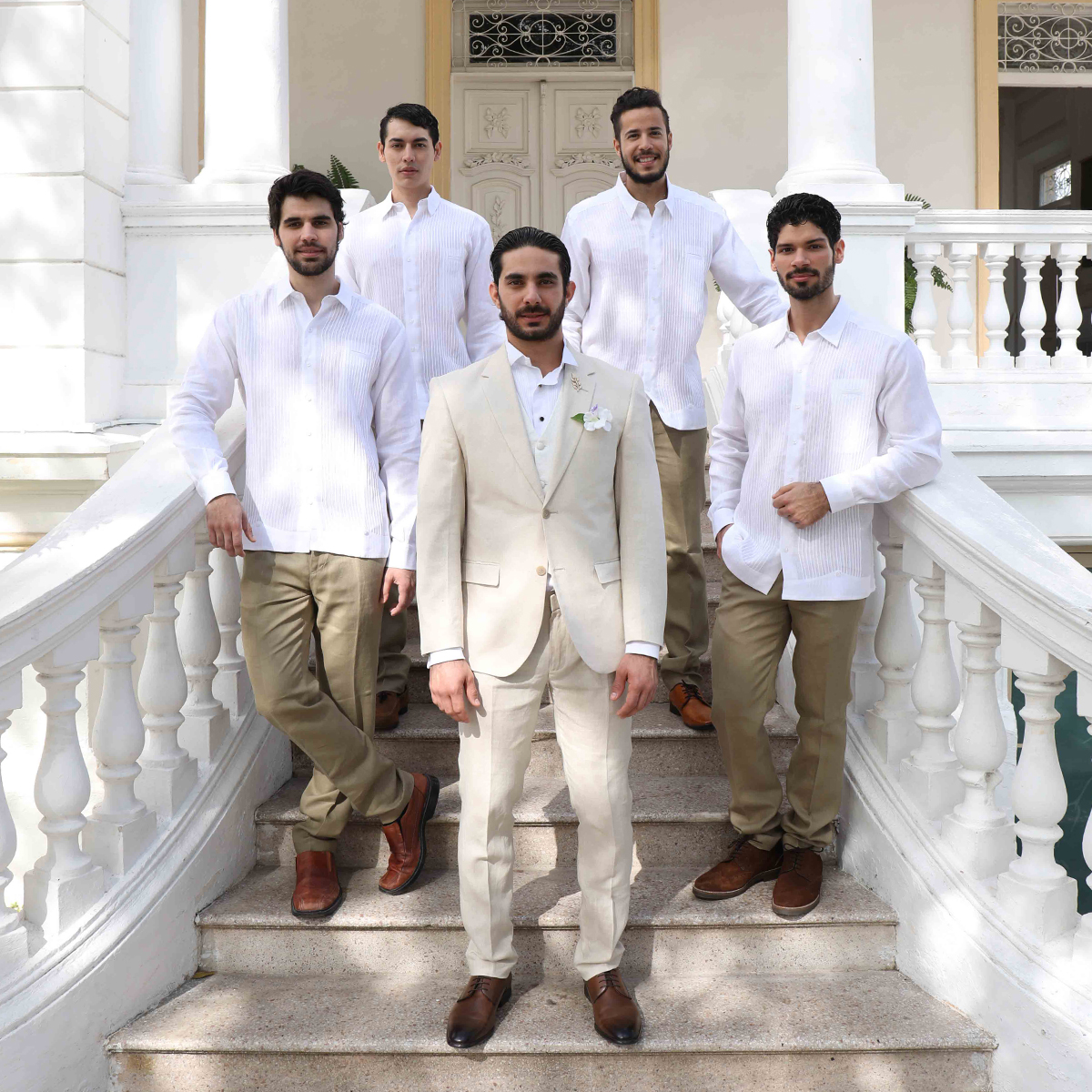 Vestimenta formal best sale con guayabera